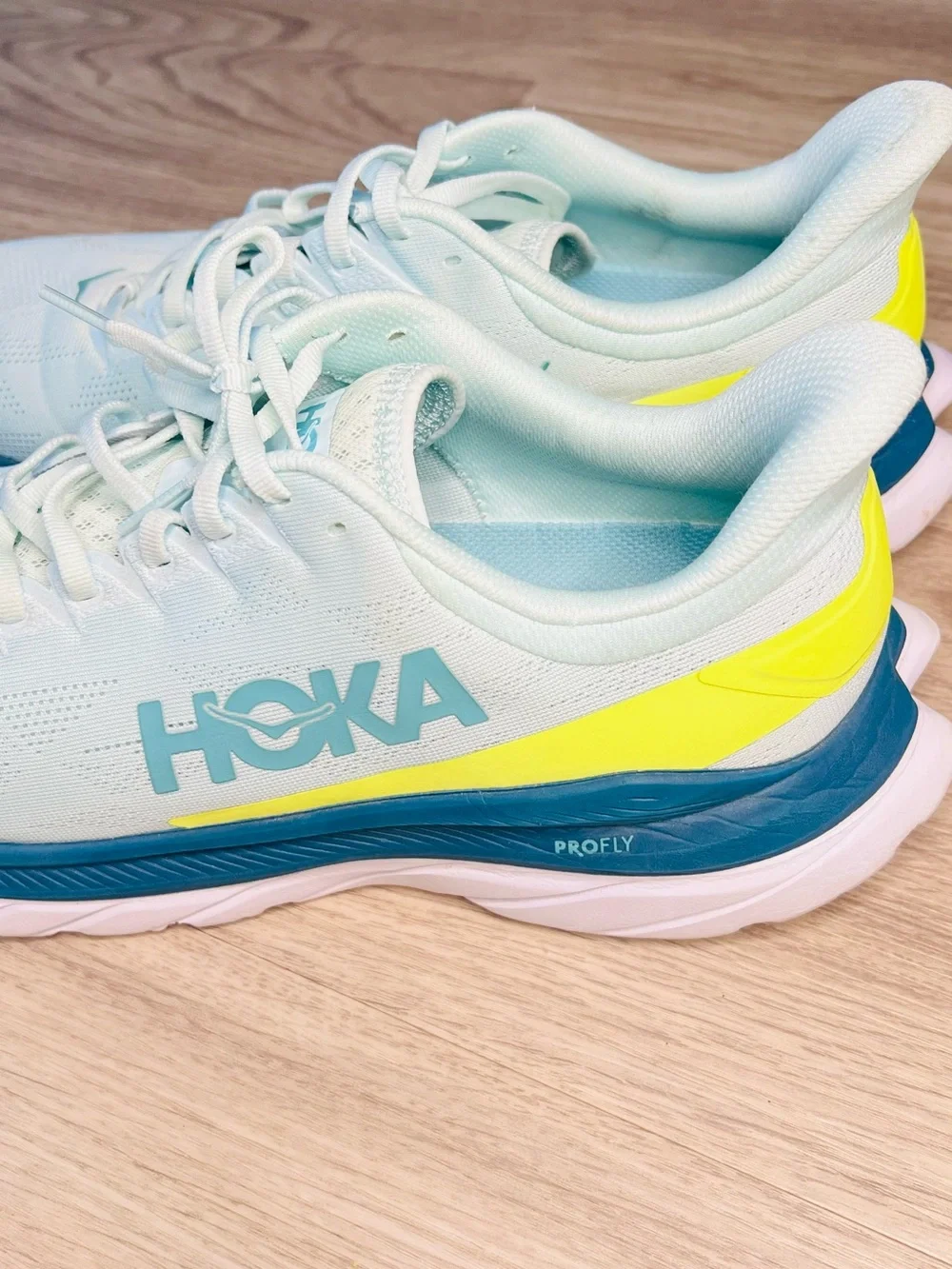 HOKA ONE ONE MACH 4 Men’s 12D Blue Glass Evening Primrose Athletic Running Shoes